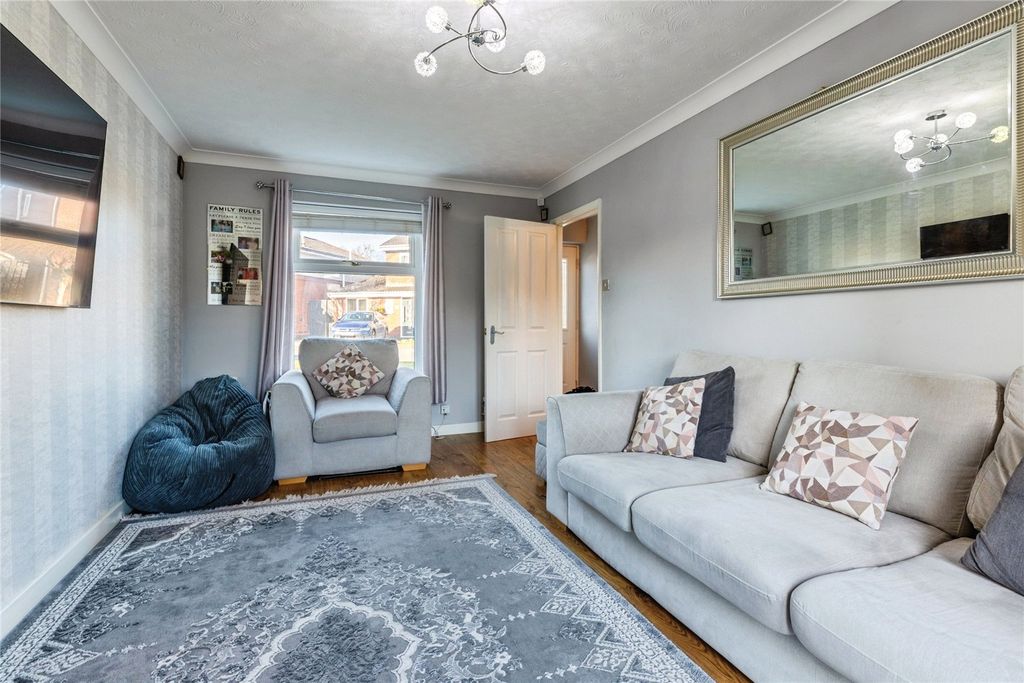 Property photo 2 of 22 Picture No. 11