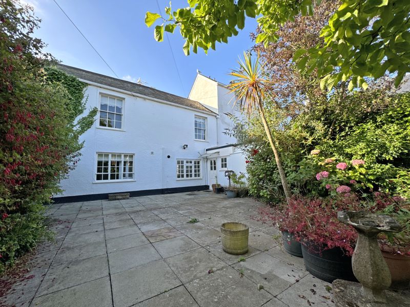 Property photo 2 of 12 Photo 13