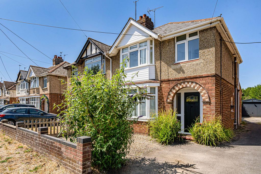 Property photo 1 of 27