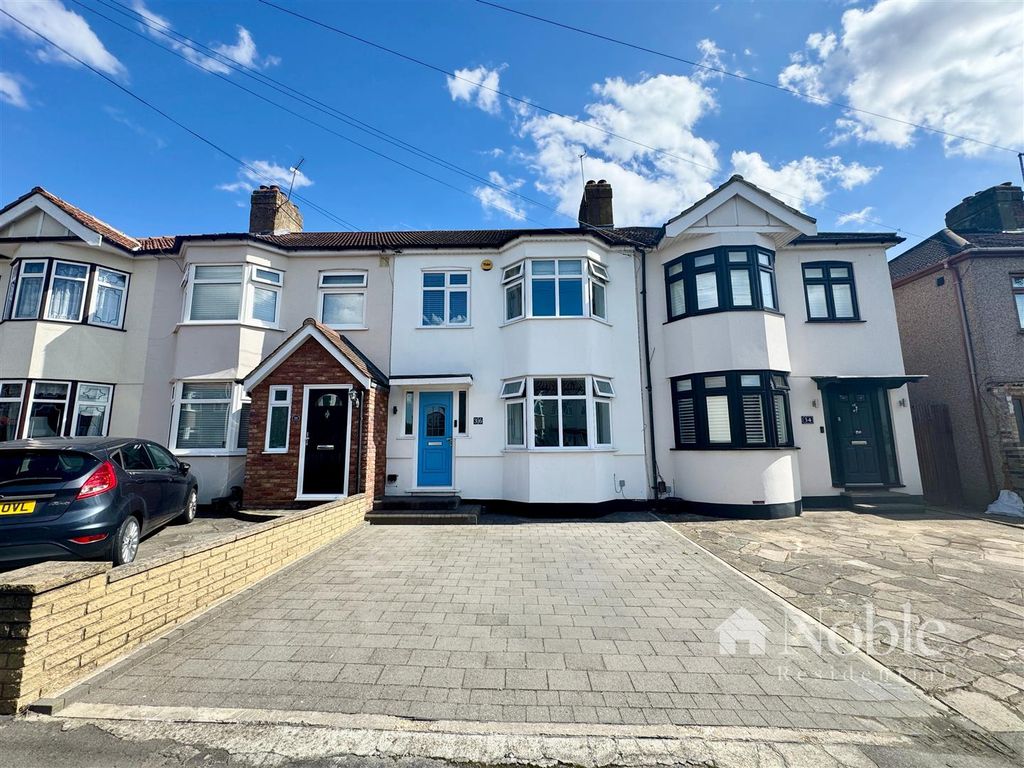 Property photo 1 of 16 External