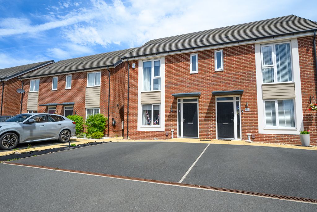 Property photo 1 of 17 _Dsc9443