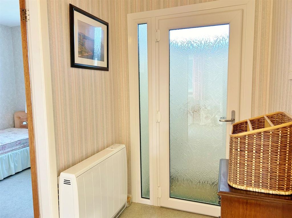 Property photo 3 of 37 Inner Front Door