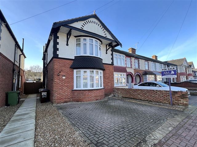 Property photo 1 of 21 Front View