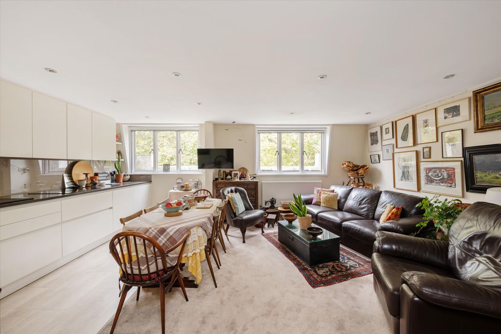Property photo 1 of 10 Image