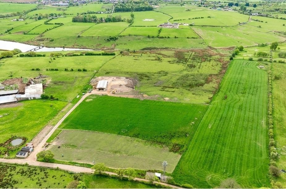 Property photo 3 of 10 Land