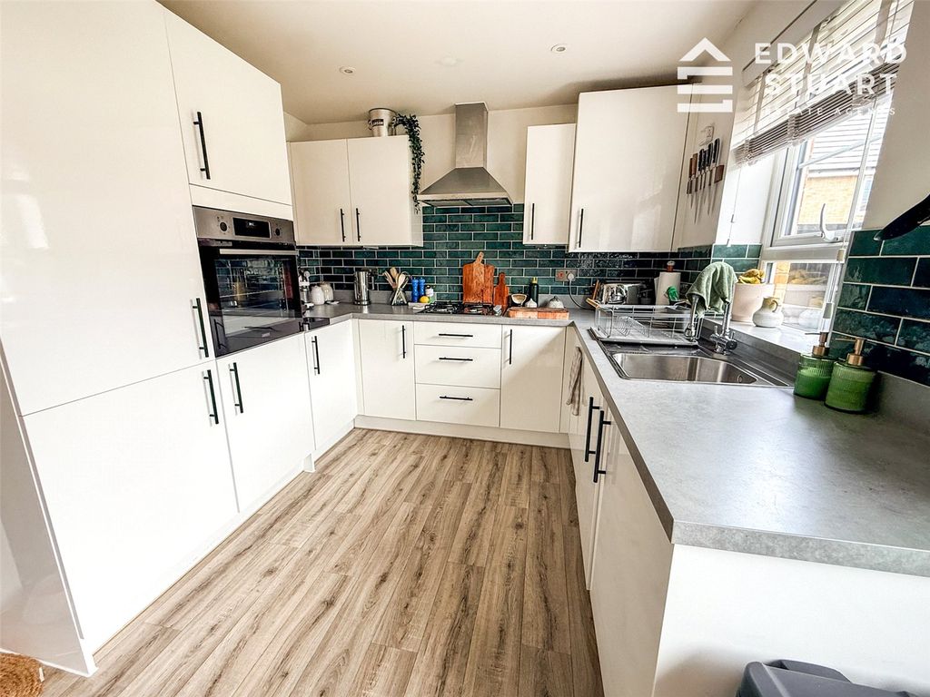 Property photo 2 of 10 Picture No. 09