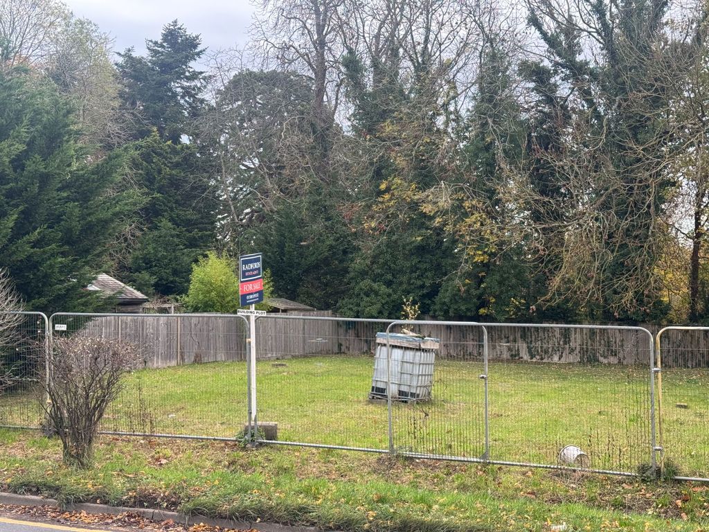 Property photo 2 of 3