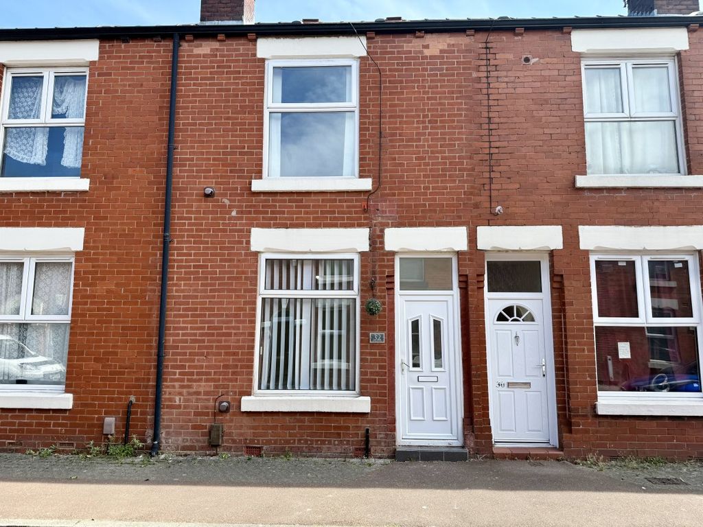 Property photo 1 of 9