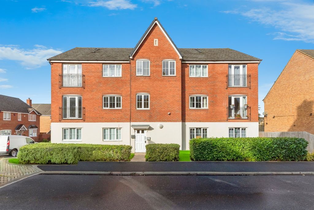 Property photo 1 of 16