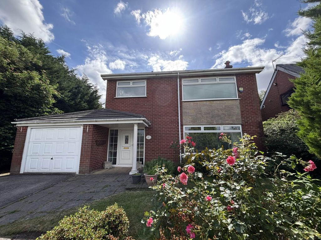 Property photo 1 of 27