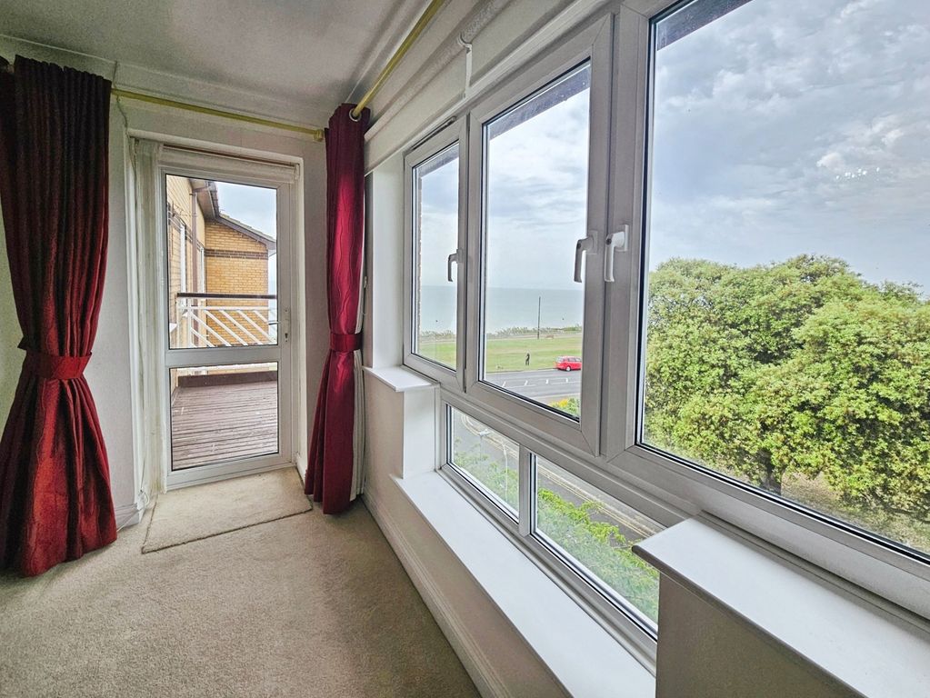 Property photo 3 of 17 Pbox-Img.Jpg