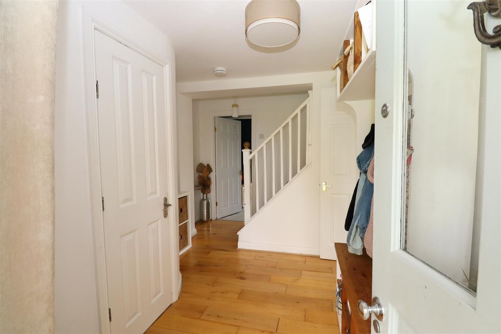 Property photo 3 of 24 Large Hall