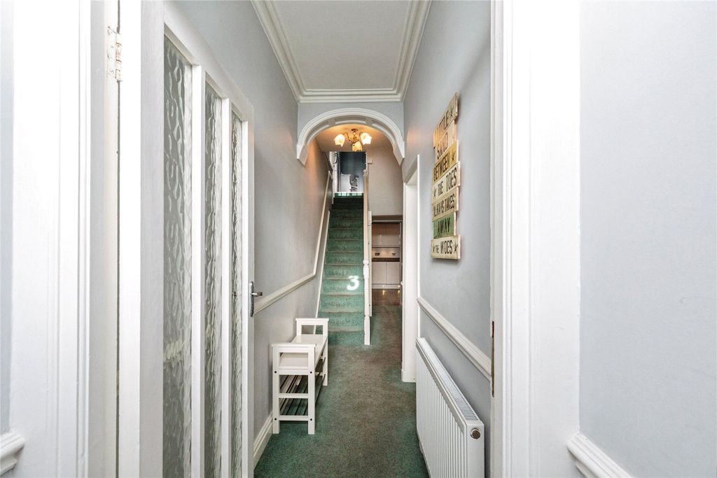 Property photo 2 of 20 Picture No. 22