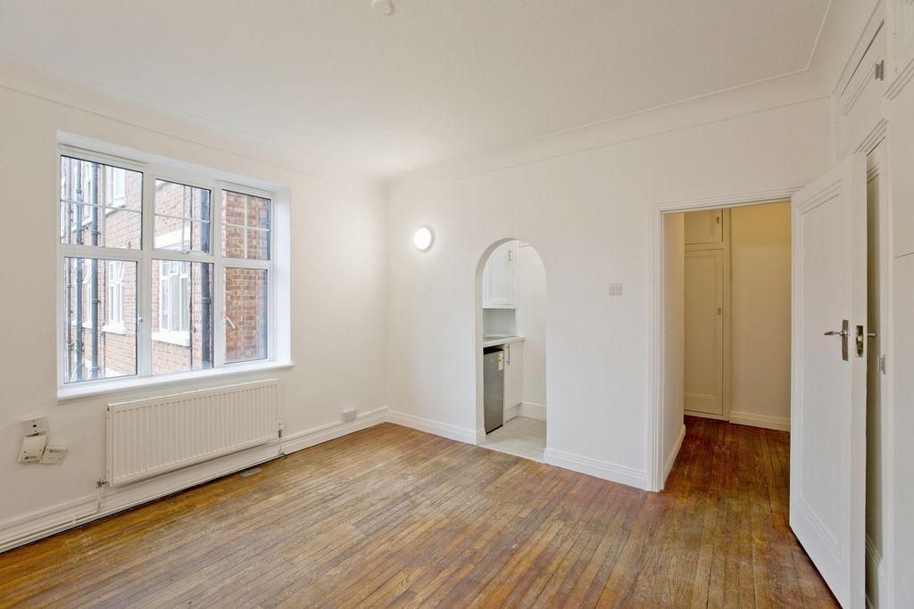 Property photo 1 of 8 Studio Apartment Â€“ Holmfield Court, Belsize Park, Nw3