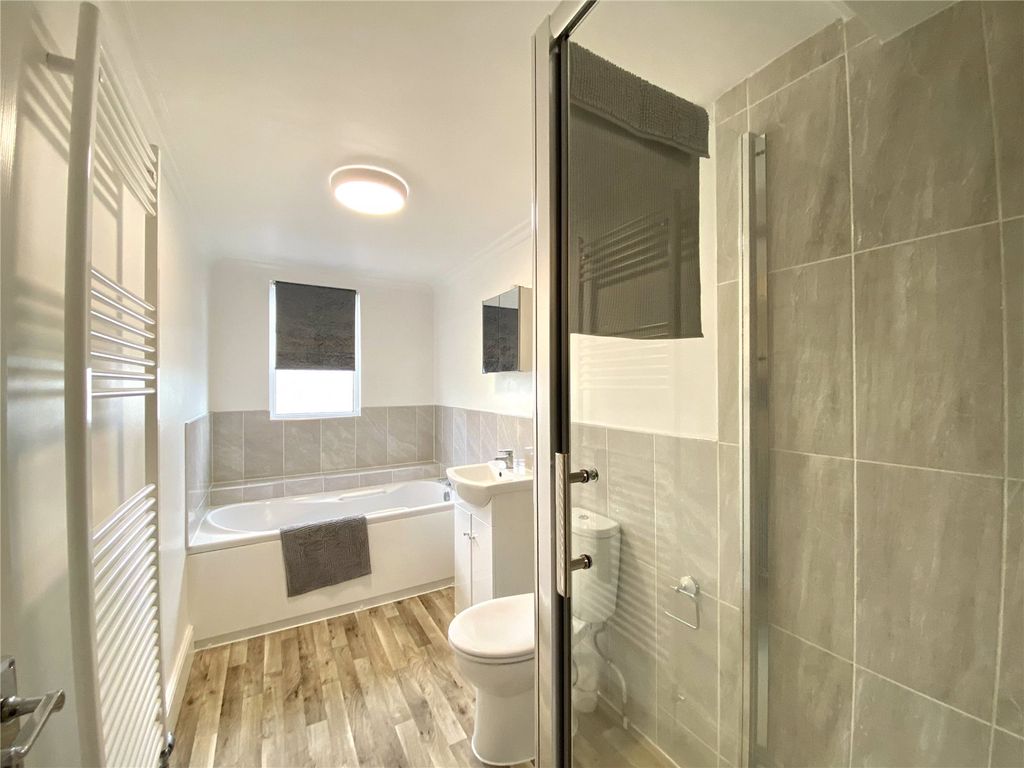 Property photo 3 of 9 Picture No. 07