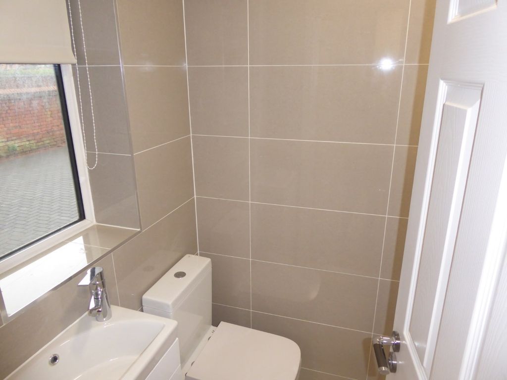 Property photo 2 of 8 5131981