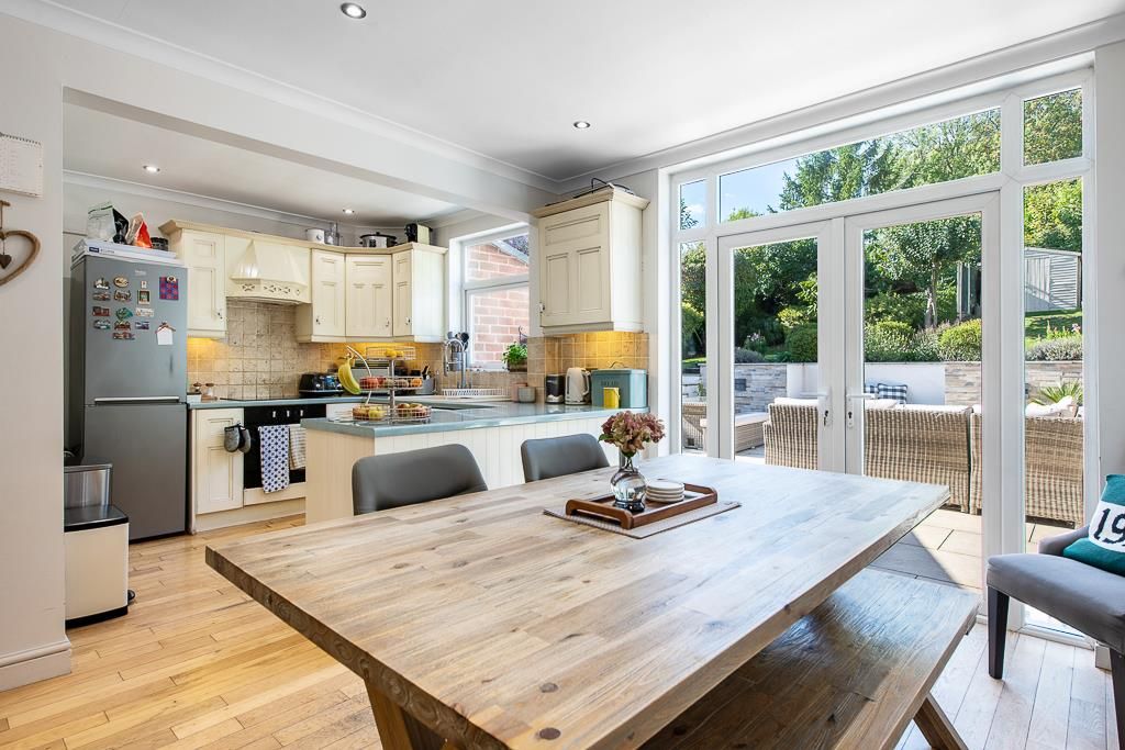 Property photo 3 of 38 1 Bulcote Drv-31.Jpg