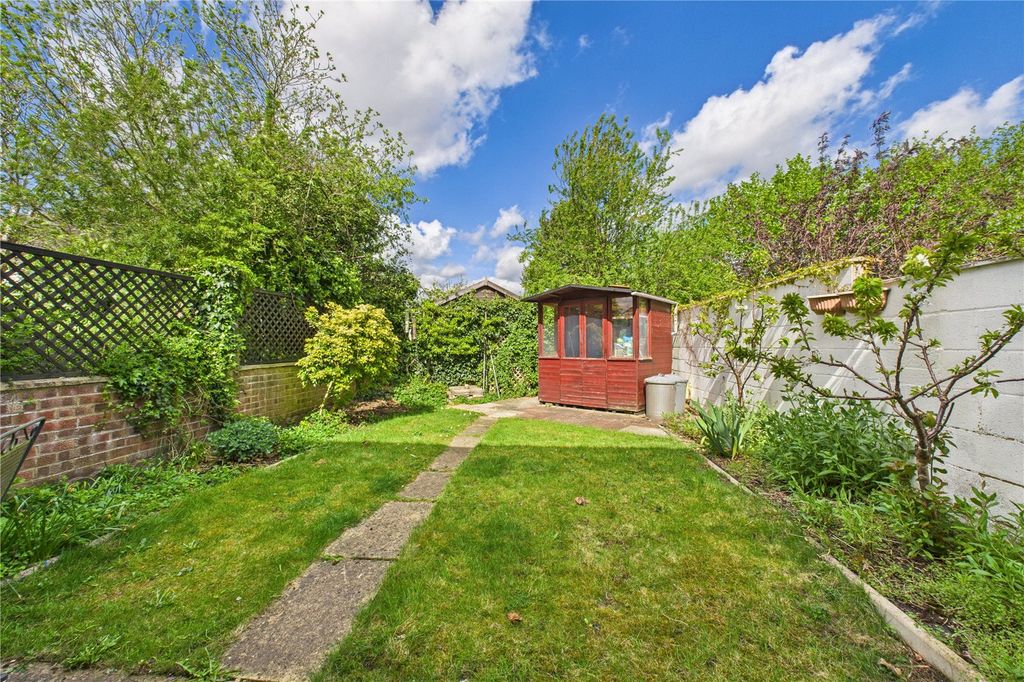 Property photo 1 of 13 Garden