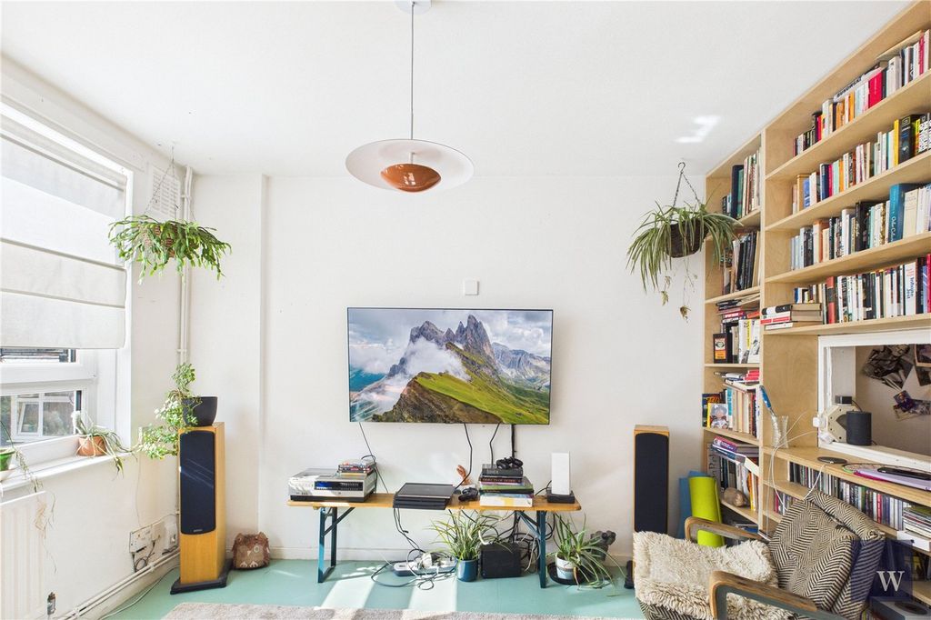 Property photo 3 of 12 Picture No. 04