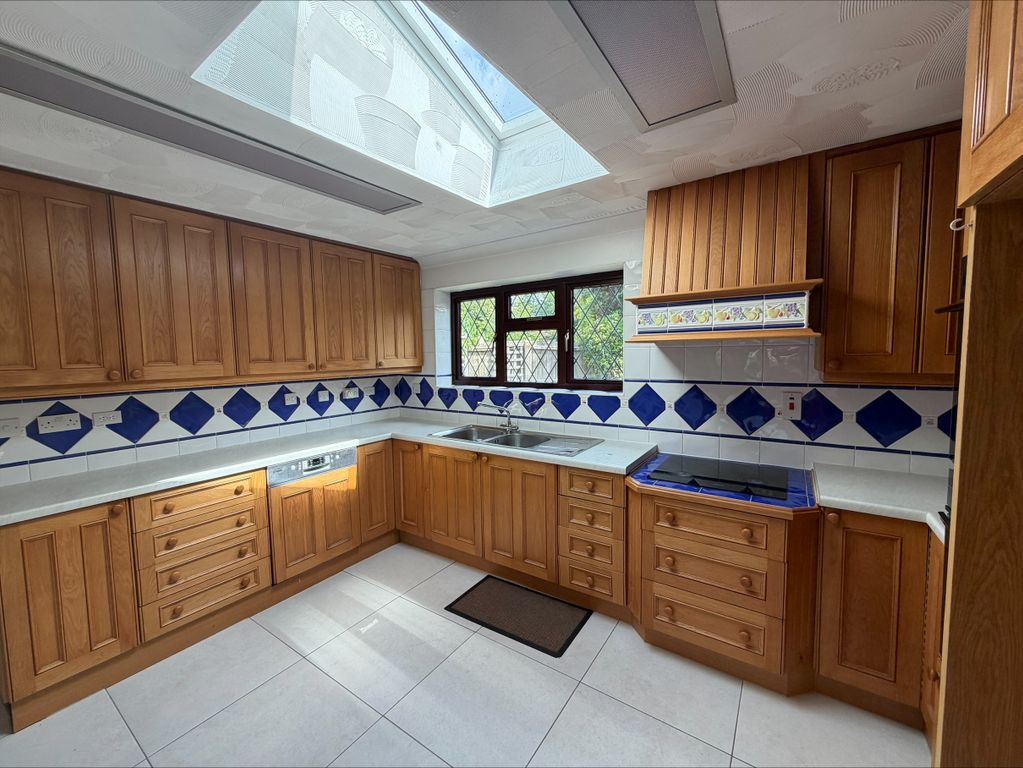 Property photo 2 of 20 View