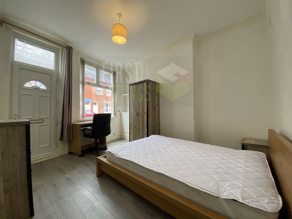 Property photo 3 of 10 Photo 10