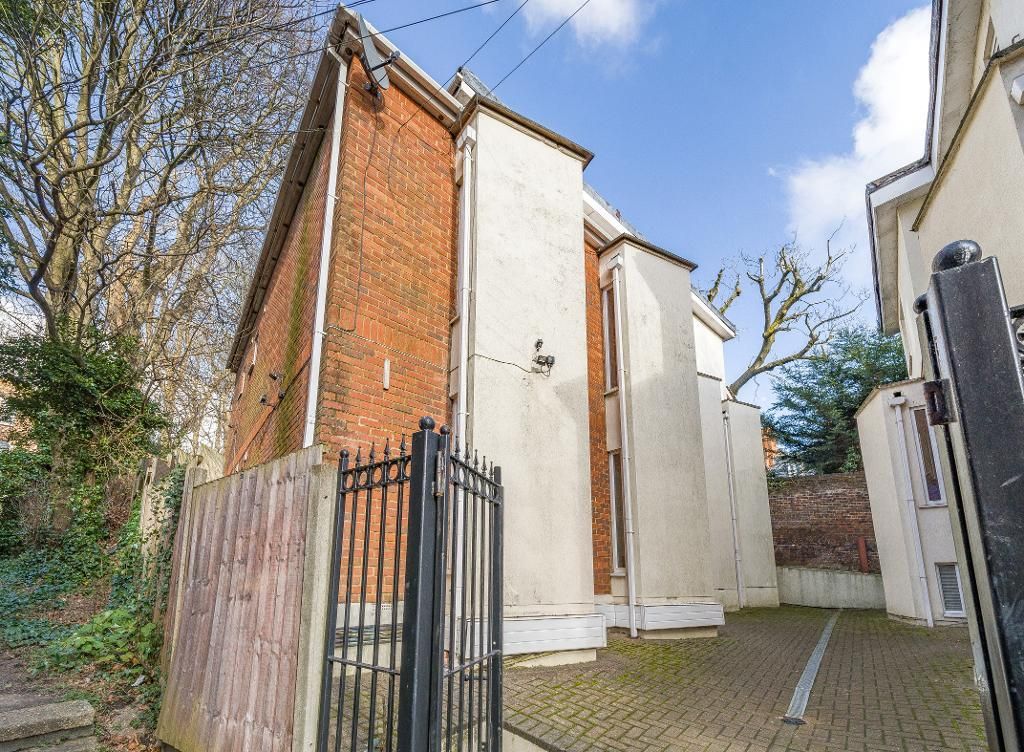 Property photo 1 of 11 Photo 1