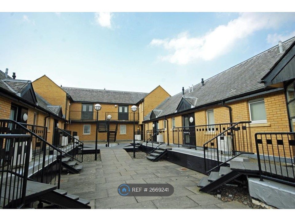 Property photo 1 of 4