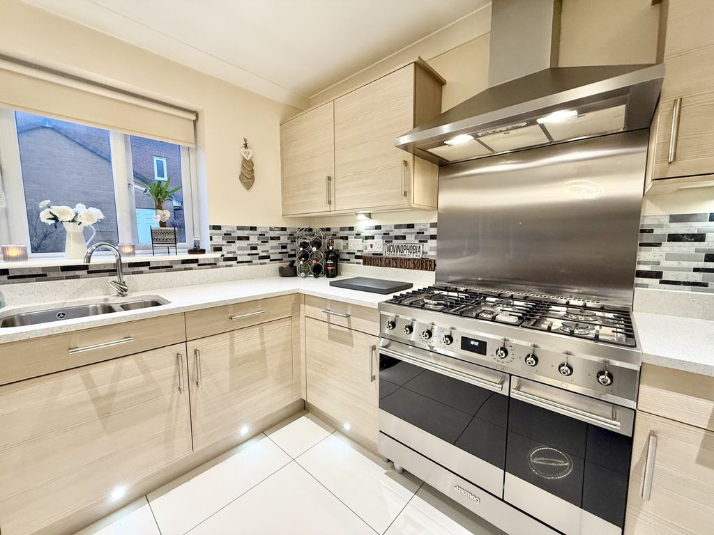 Additional image 9 of 5 bed detached house for saleCresta View, Houghton Le Spring DH5