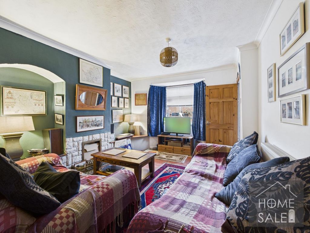 Property photo 3 of 14