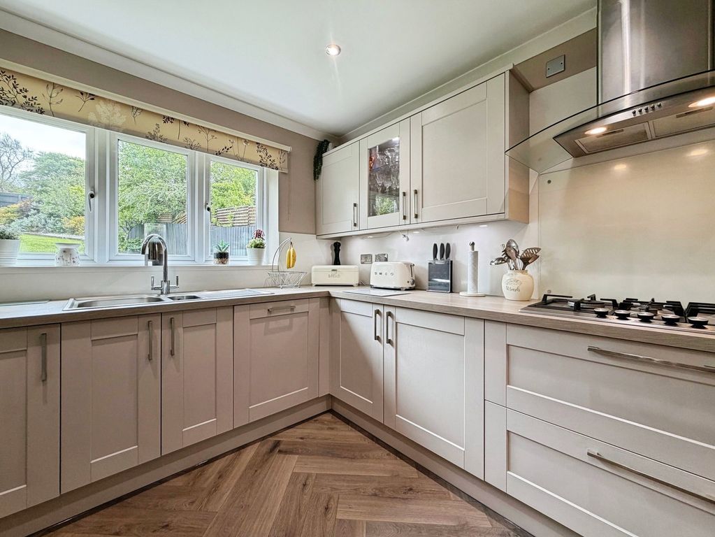 Additional image 11 of 4 bed detached house for sale100 Stanley Road, Brampton CA8