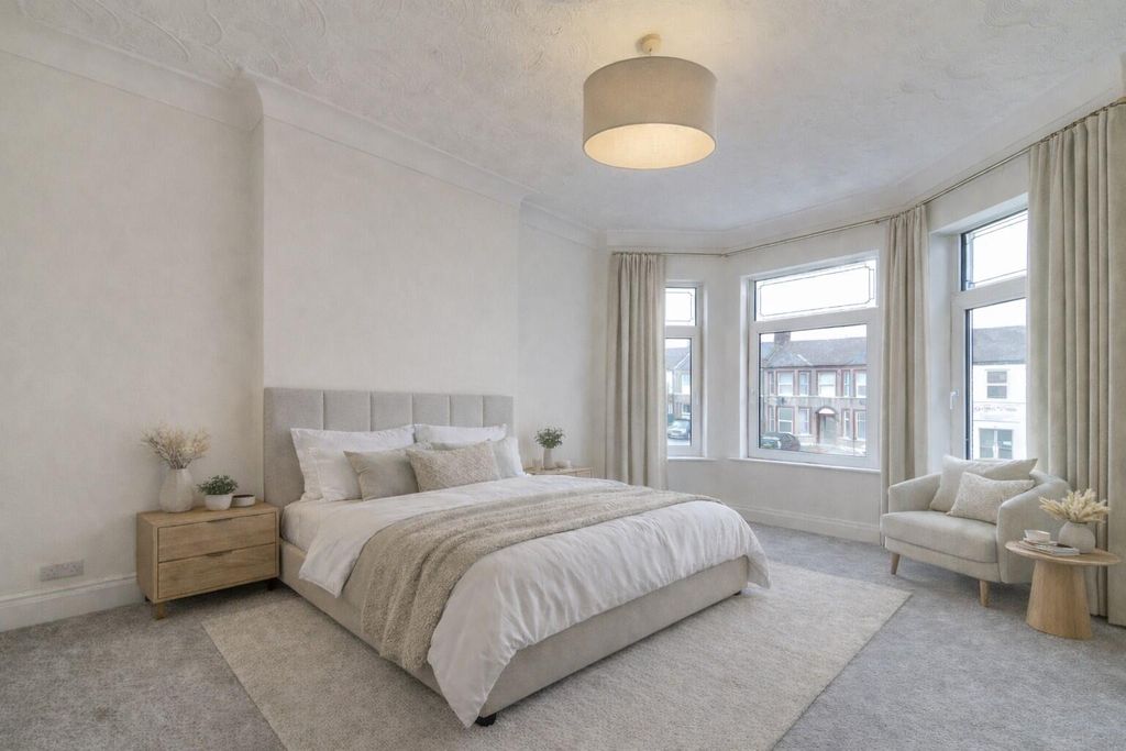 Property photo 2 of 7 Bedroom