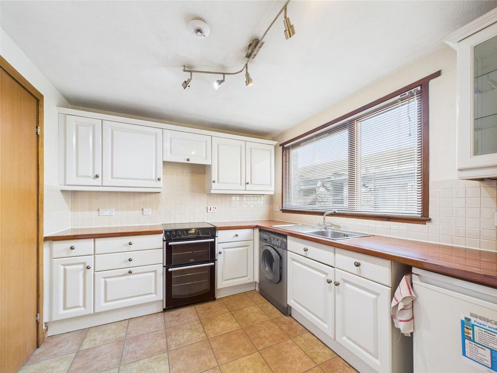 Property photo 1 of 12 Cam01486G0-Pr0706-Still001.Jpg