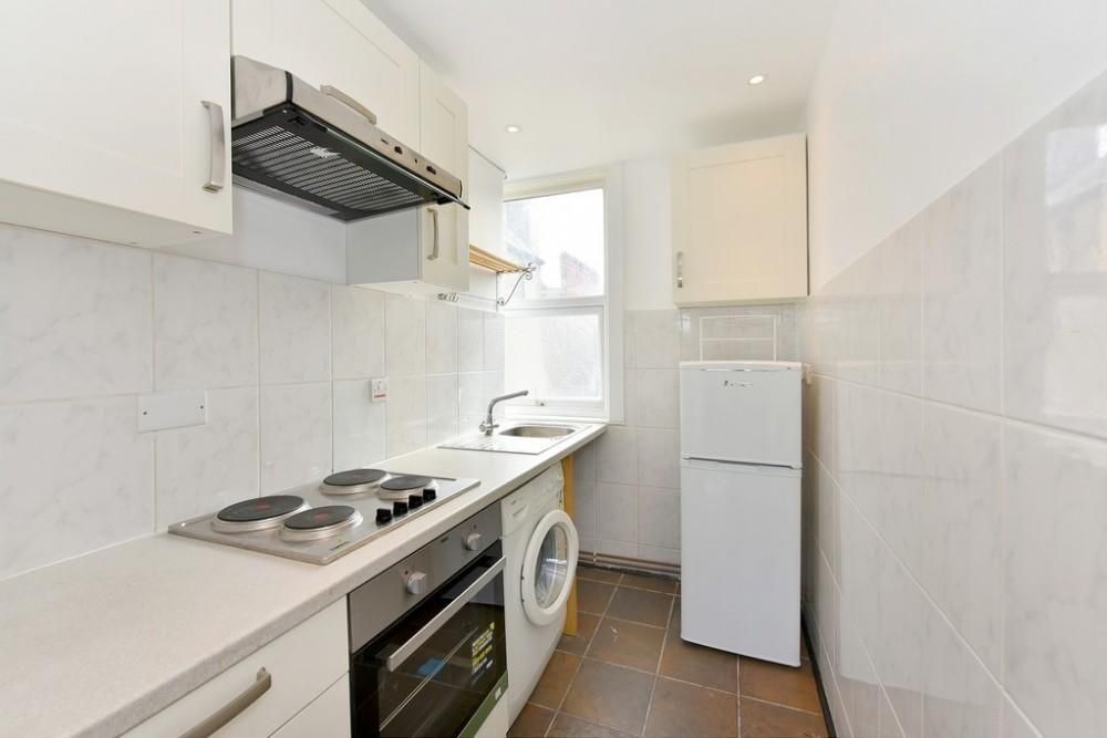 Property photo 3 of 6