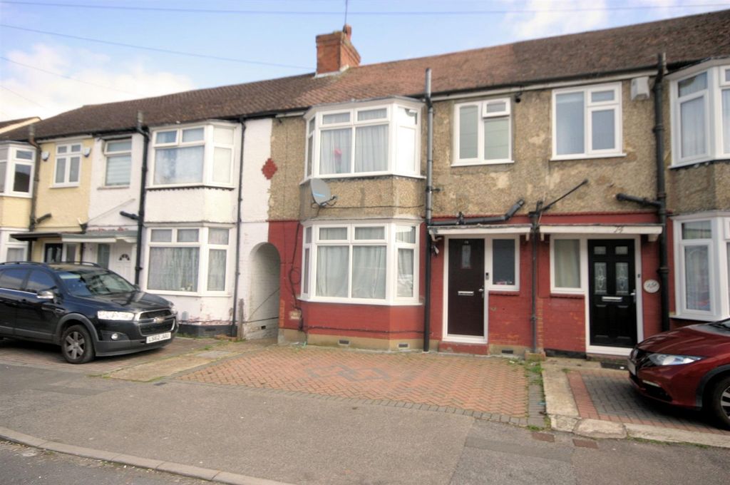 Property photo 1 of 23 Frontage