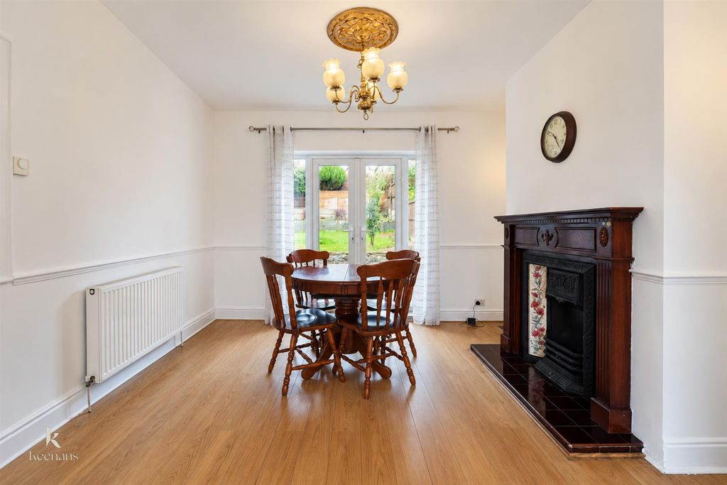 Property photo 3 of 25 Sh-148.Jpg