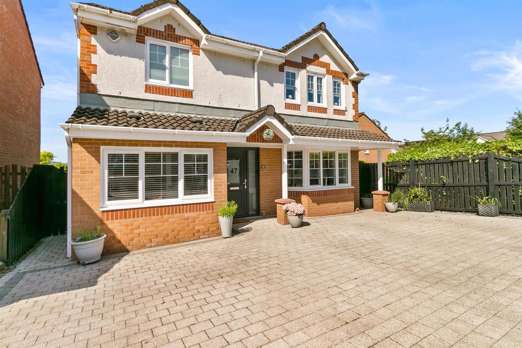 Property photo 2 of 37