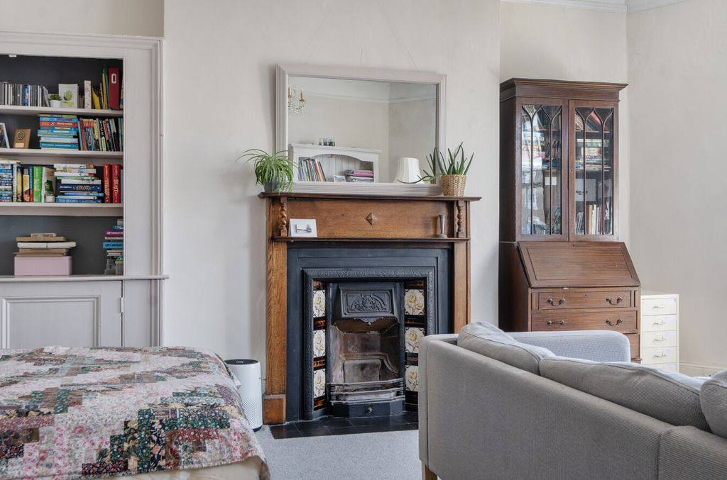Property photo 3 of 17 1465693-5-6A105B5...