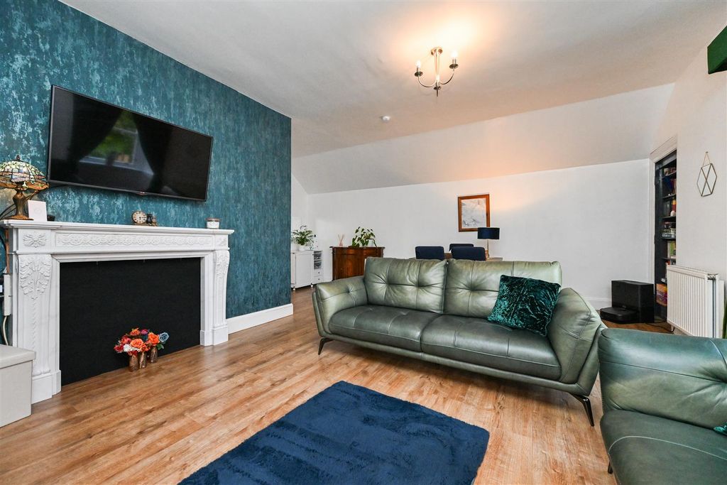 Property photo 3 of 19 3.Jpg