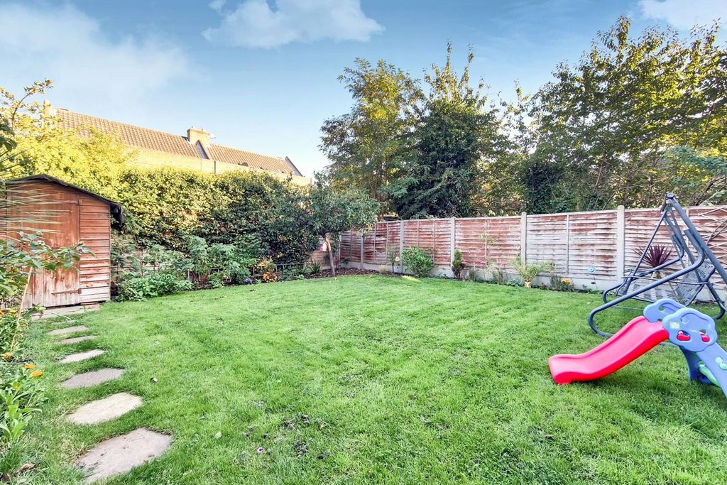 Property photo 3 of 15