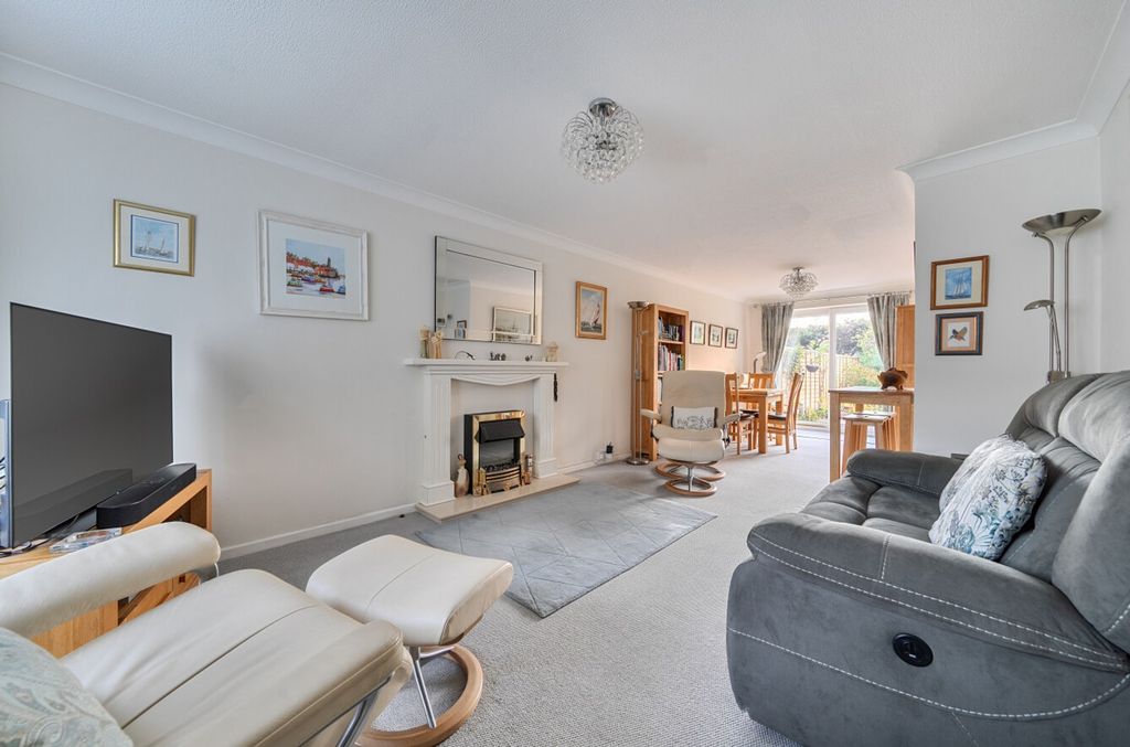 Property photo 2 of 22