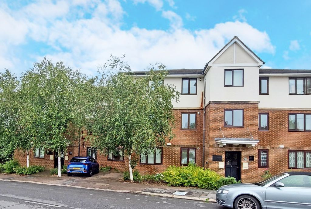 Property photo 1 of 13 4211642