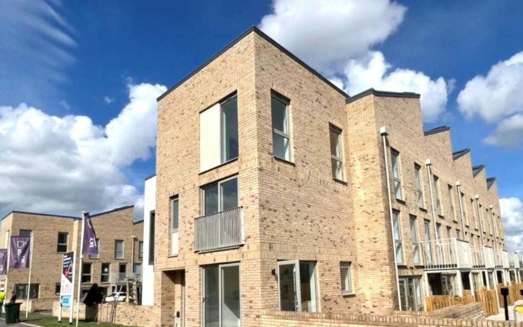 Property photo 1 of 14 Image