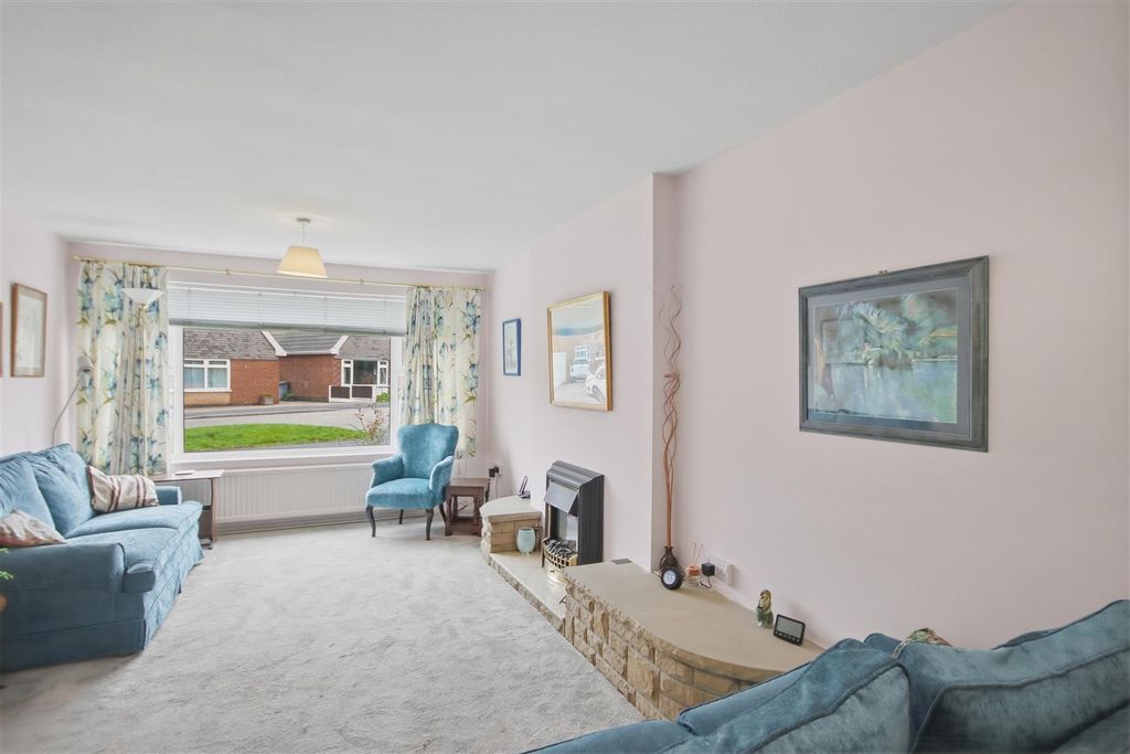 Property photo 2 of 18 Living Room 2