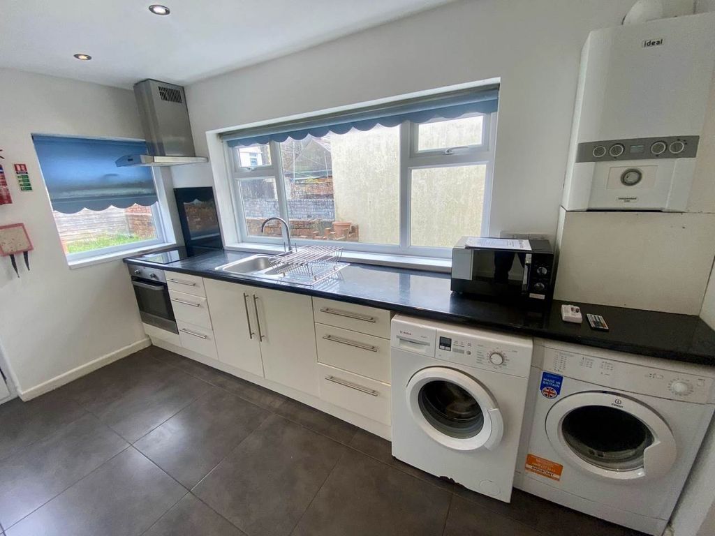 Property photo 2 of 18 Ef31472B-72c7-4873-B795-4001B8c14A67