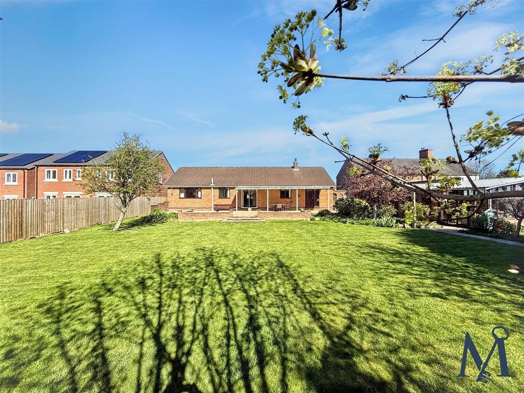 Property photo 2 of 23 Rear Garden