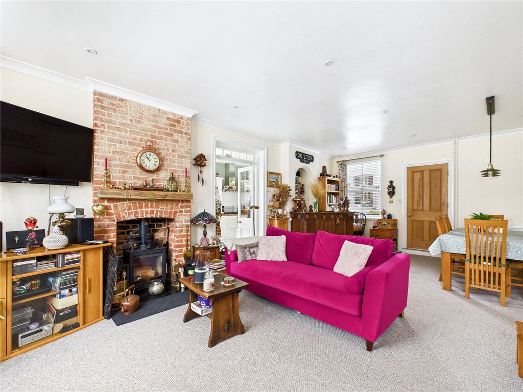 Property photo 1 of 28 Picture No. 06