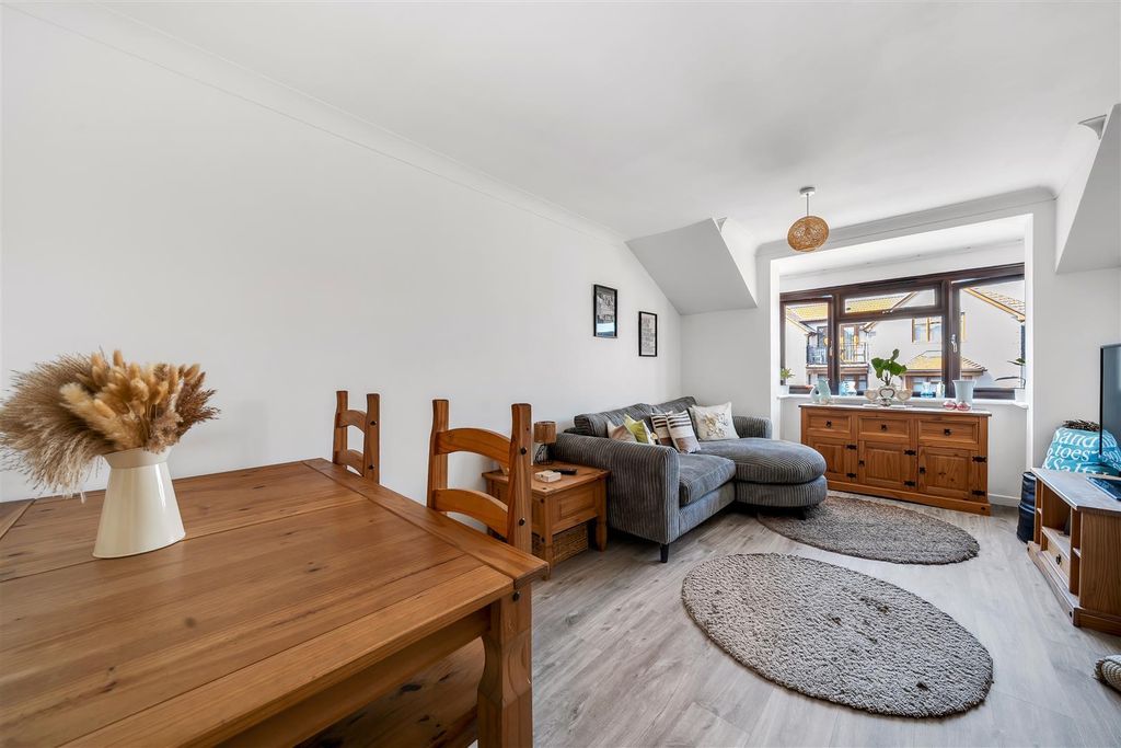 Property photo 3 of 12 X8Tkqkcqvegsex7Xtno9Rg.Jpg