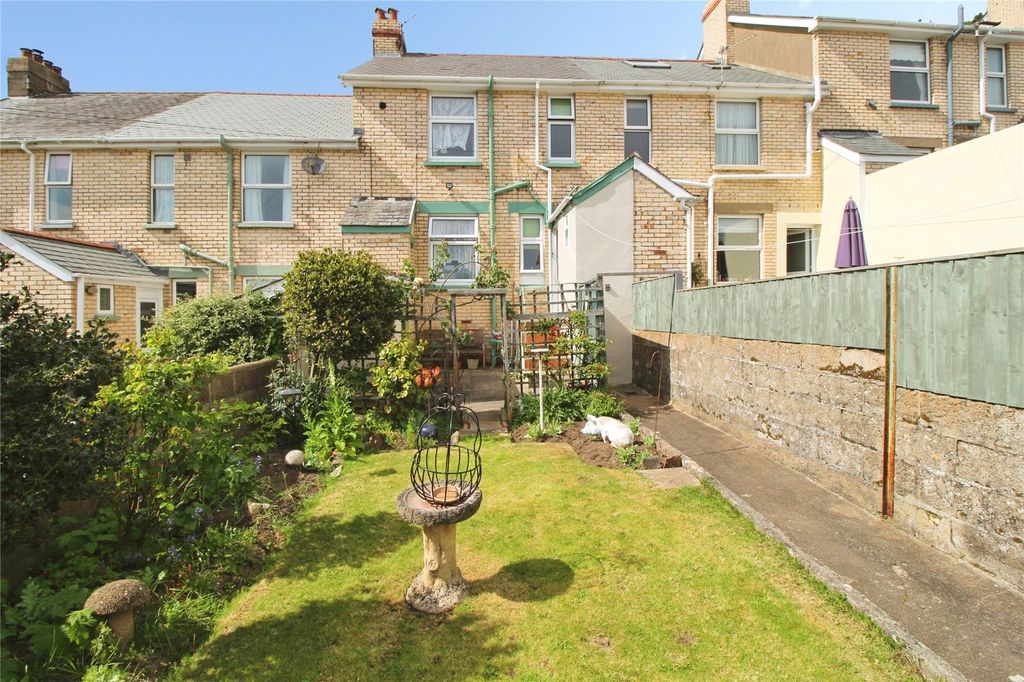 Property photo 3 of 18 Picture No. 11