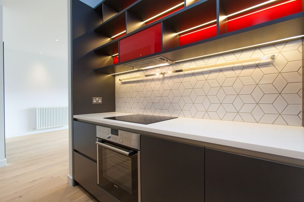 Property photo 2 of 7 Kitchen