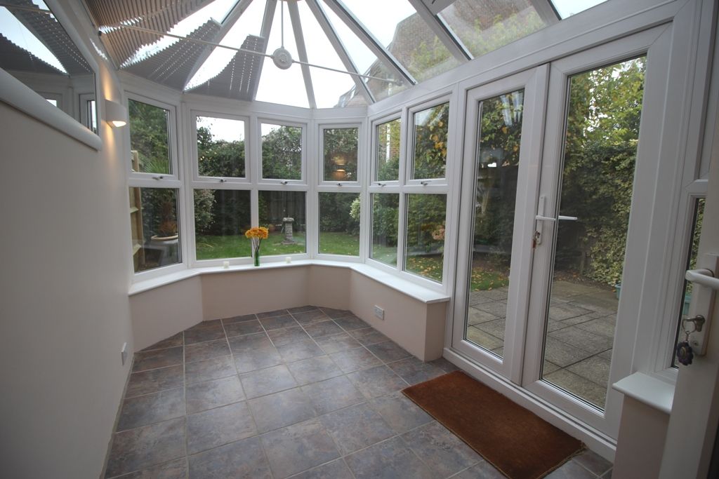 Property photo 2 of 16 Conservatory